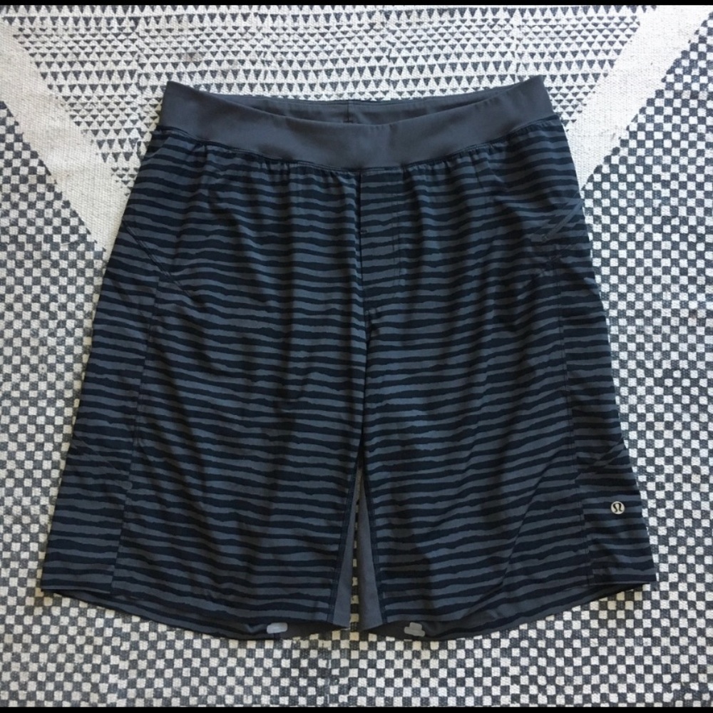 RARE Men’s Lululemon Ultra Light Athleisure Short